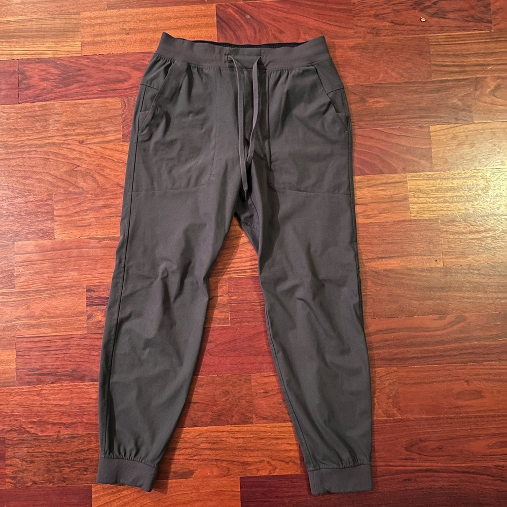 Men's ABC Lululemon Gray Jogger Pants (medium)